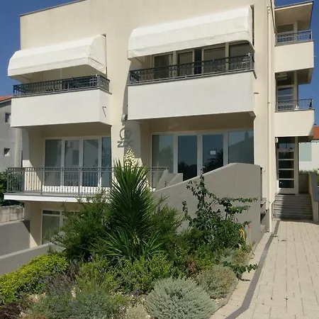 33 Apartment