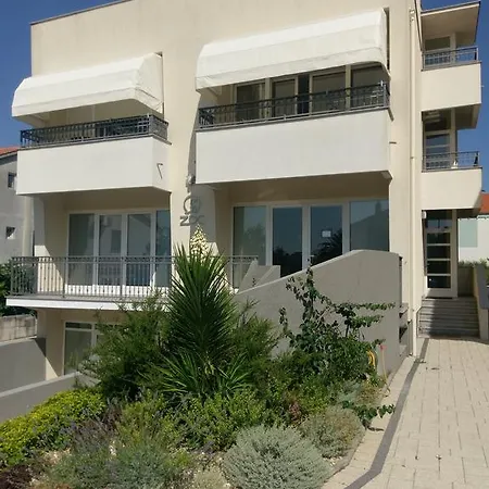 33 Apartment